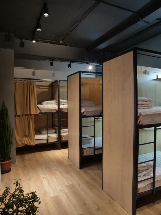 Muras Hostel Бішкек Екстер'єр фото